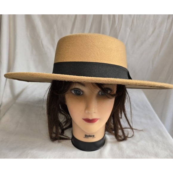 b new york Accessories - CG New York Womens Wide Brim Hat  Brown/Black Band‎ NWT